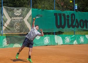 Klub tenisowy PARK Gliwice Andrzej Potoniec | Nauka tenisa na każdym poziomie 